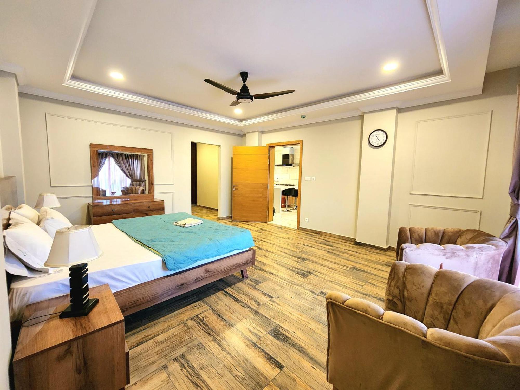 Executive Apartments In Bahria Heights Ravalpindi Szoba fotó
