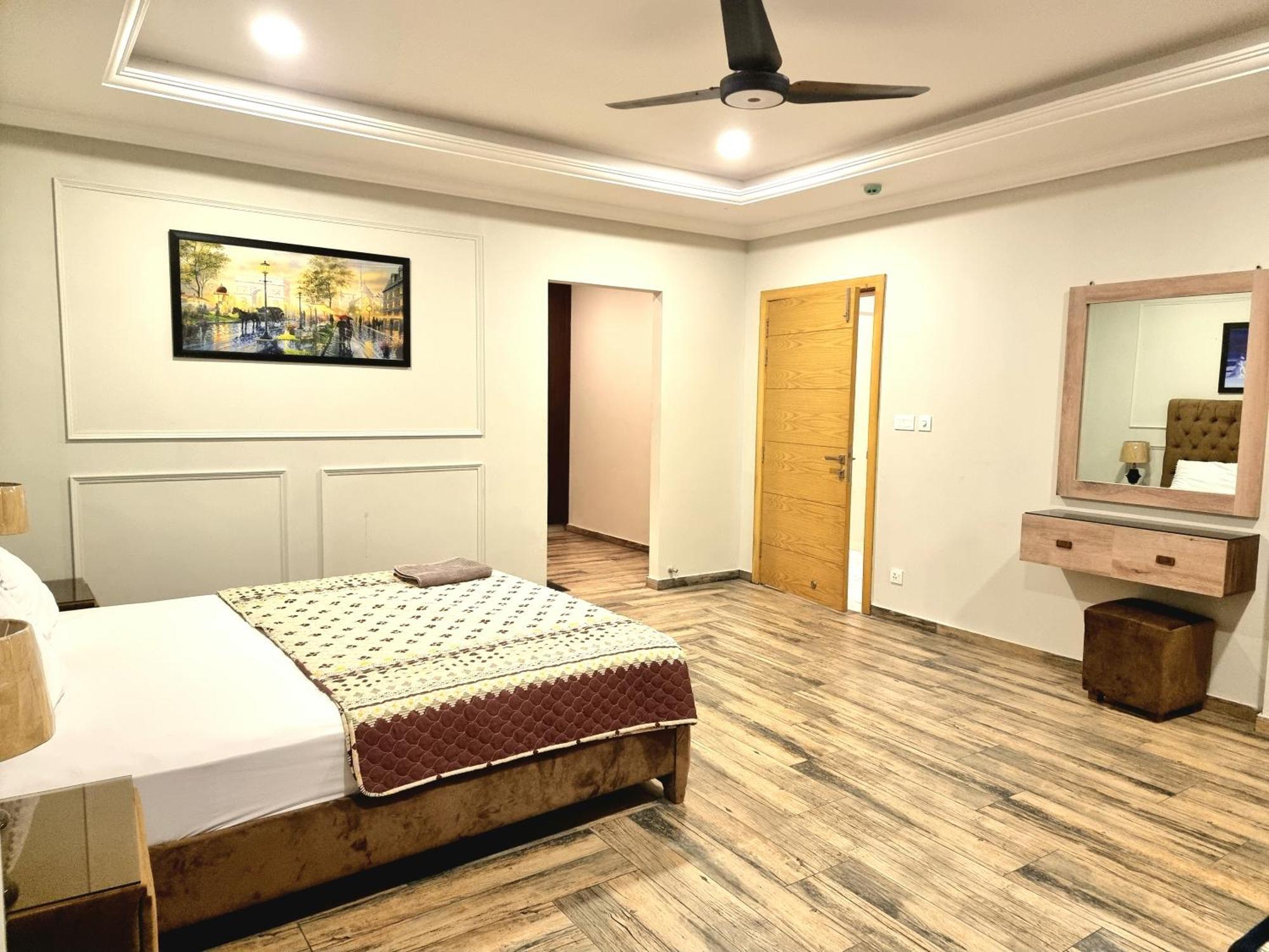 Executive Apartments In Bahria Heights Ravalpindi Szoba fotó